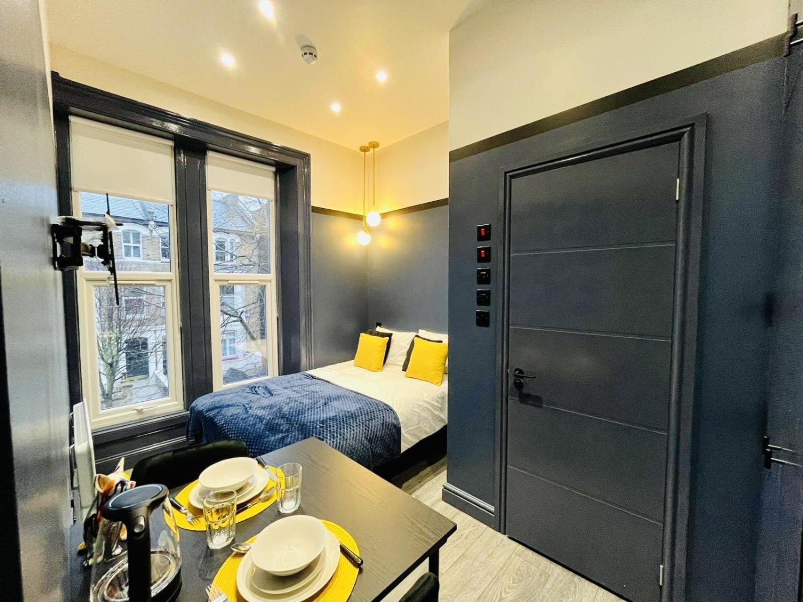 London 39 Blue House Luxury Ensuite Ideal For Tourists エクステリア 写真