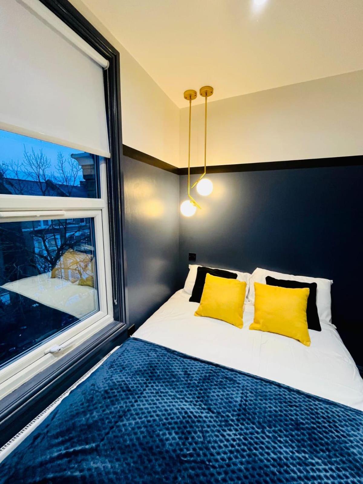London 39 Blue House Luxury Ensuite Ideal For Tourists エクステリア 写真
